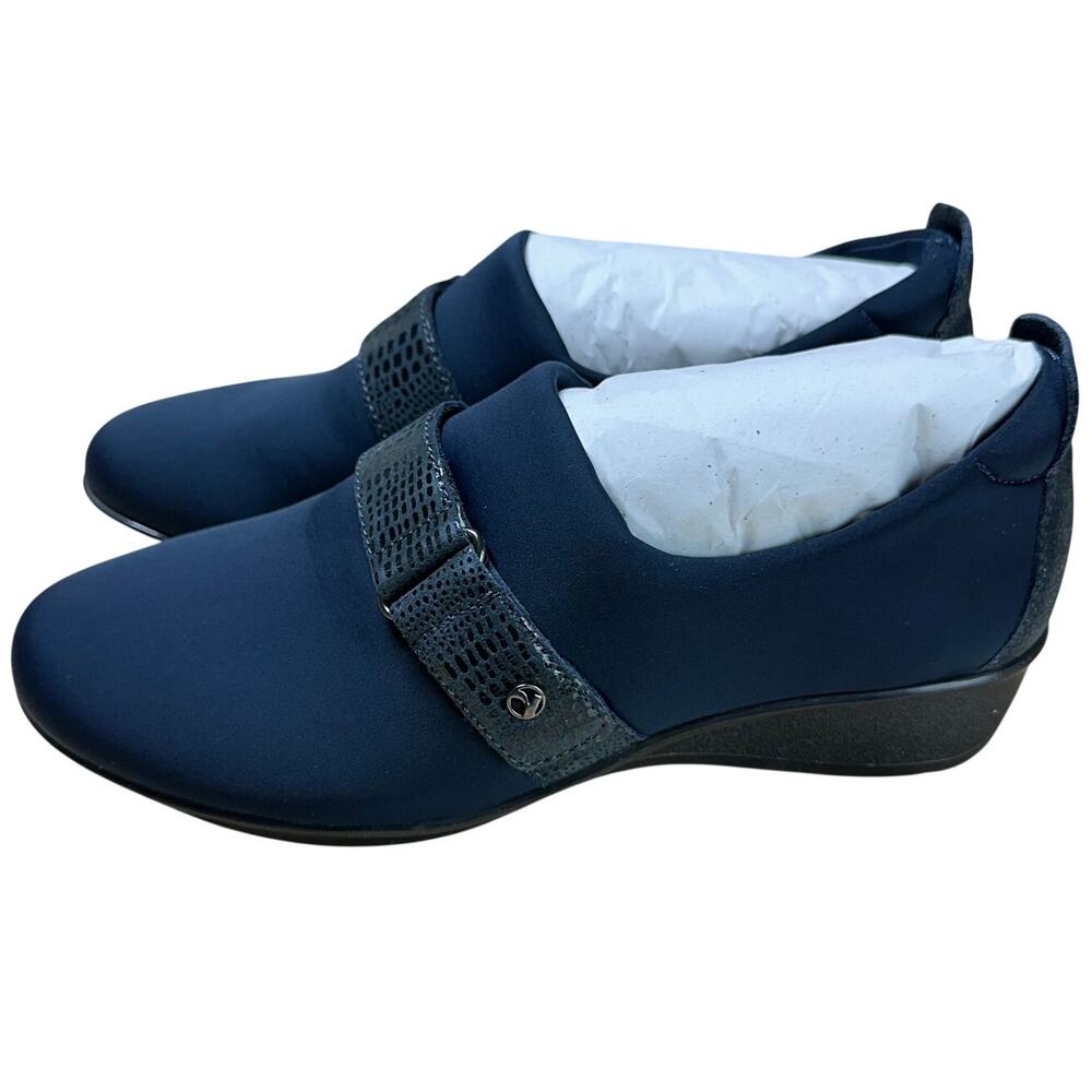 Revere Genoa Women's Stretch Loafer Navy Blue Size 6M New in Box Condition - Picture 4 of 9